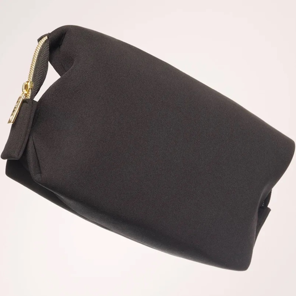 NWT Tarte Limited Edition Back to Basics l Black Makeup Bag with Gold Zipper